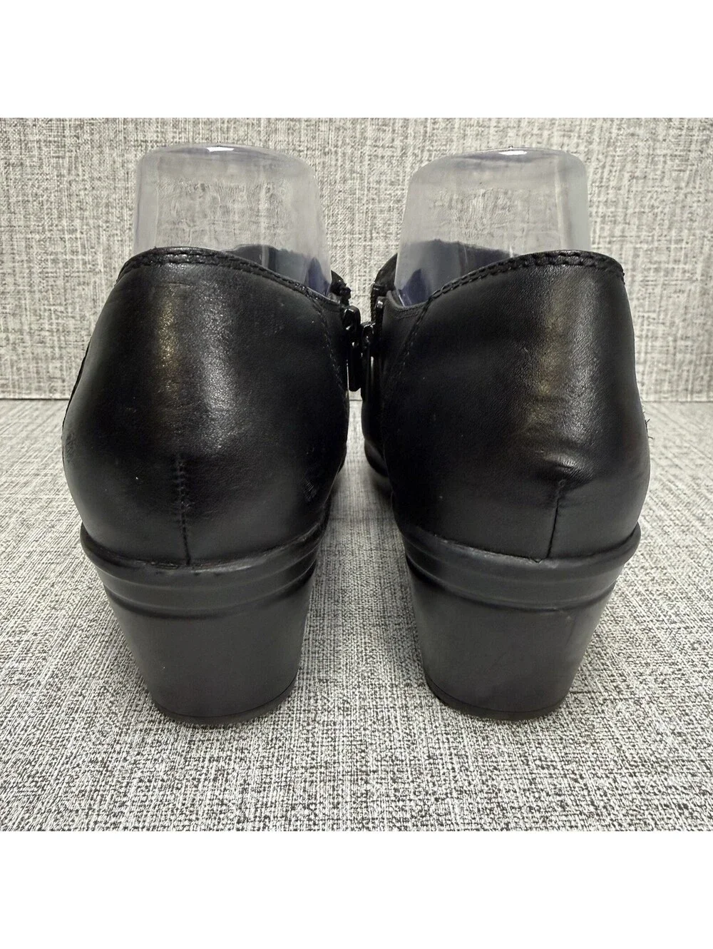 Clarks Shoes Womens Size 9 WIDE Black Leather Emslie Warren Slip-On Zip Loafer